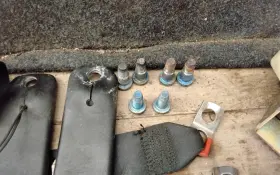466675 CHEVROLET CORVETTE Front Seat Belts Bolts #3