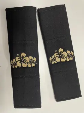 SBC-CO26-HIB13 DESIGNCOVERS Seat Belt Covers Hibiscus Design