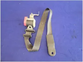 210-01863 FORD Driver Front Seat Belt Retractor Gt Mustang