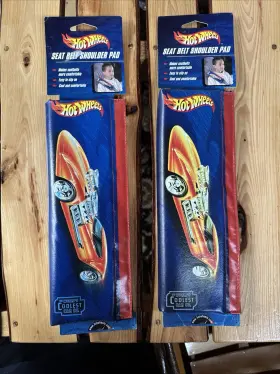 51552 HOT WHEELS Nos Seat Belt Pads