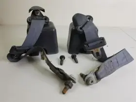 212.AM8500 JEEP Rear Seat Belt Set Bolts Wrangler