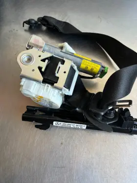 619060900 MERCEDES Left Front Seat Belt W204