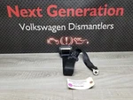 1998 - 2005 Volkswagen Passat Rear Passenger Center Lap Seat Belt Retractor. Fixed Price $29.25.